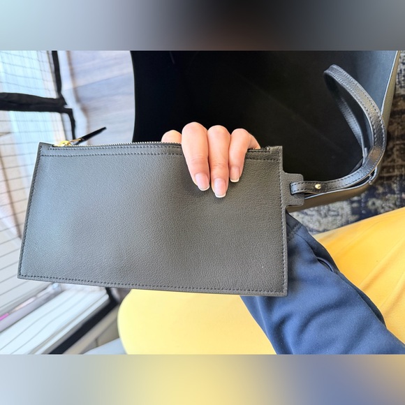 Saint Laurent East West Tote - Picture 12 of 14